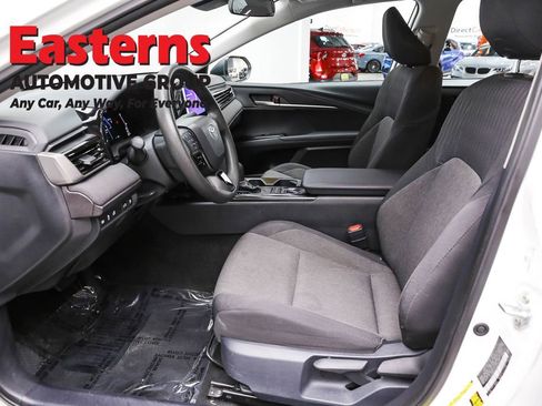 Used 2025 Toyota Camry LE FWD image 14