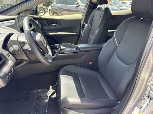 Used 2023 Toyota Prius XLE FWD image 11