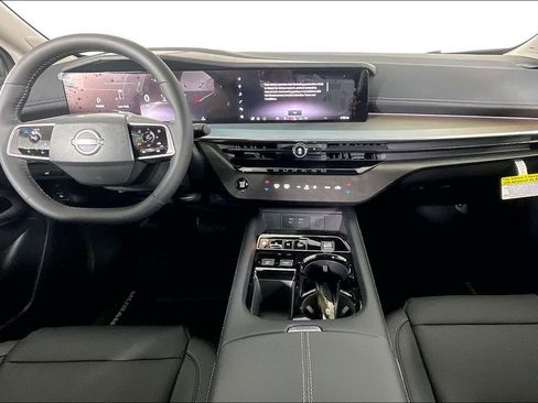 New 2026 Nissan Murano SL image 2