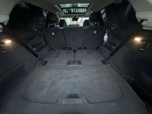 Used 2018 Volvo XC90 T6 Momentum w/ Convenience Package image 14