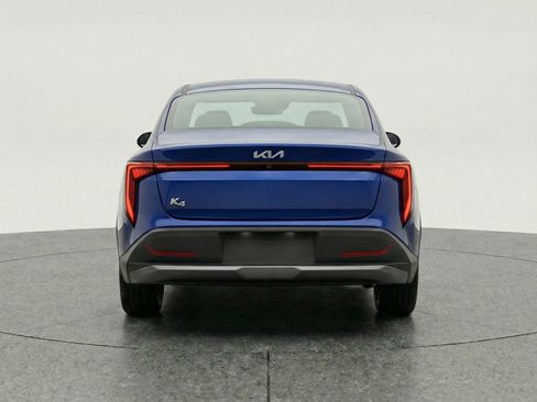 Used 2025 Kia K4 LXS image 6