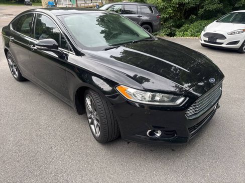 Used 2016 Ford Fusion Titanium FWD image 4