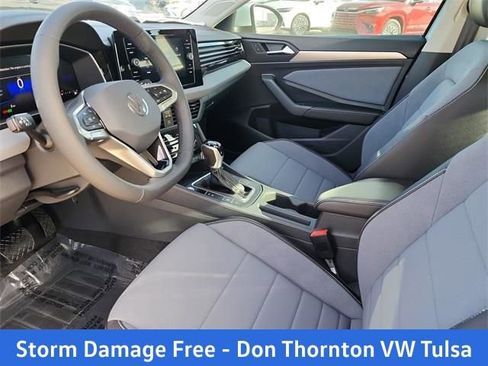 New 2026 Volkswagen Jetta SE FWD image 10