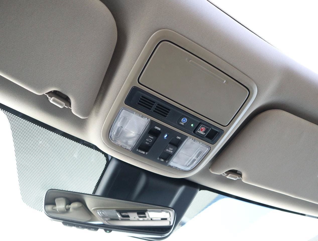 Used 2018 Honda Odyssey Elite image 57