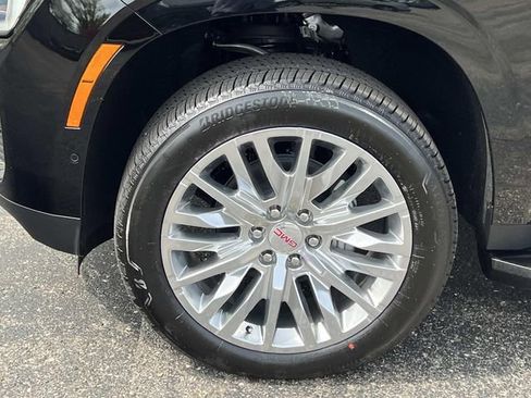 New 2026 GMC Yukon Elevation AWD/4WD image 10
