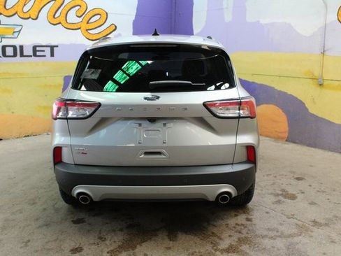 Used 2022 Ford Escape SEL image 7