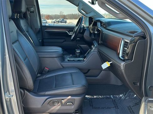 Used 2024 GMC Sierra 1500 Denali image 32