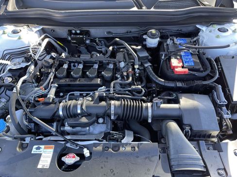 Used 2022 Honda Accord Sport image 25
