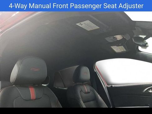 Certified 2024 Chevrolet Trax RS image 26