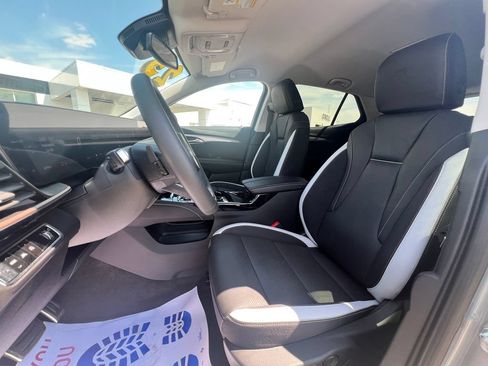Used 2025 Buick Envision Sport Touring AWD/4WD image 19