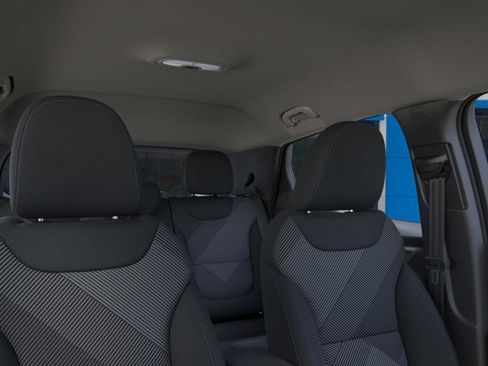 New 2027 Chevrolet Bolt LT w/ Comfort Package FWD image 31