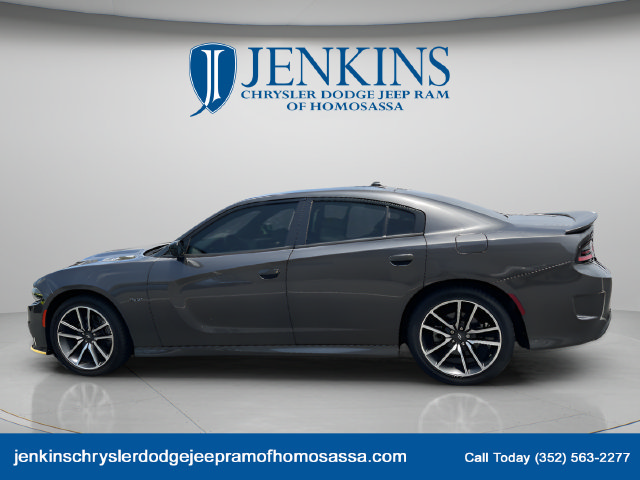 Used 2023 Dodge Charger R/T w/ Plus Group RWD image 9