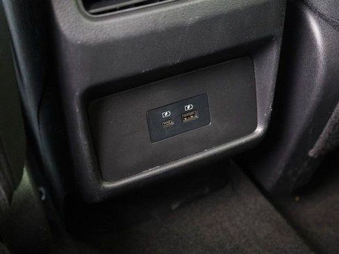 Used 2023 Nissan Rogue SV AWD/4WD image 21