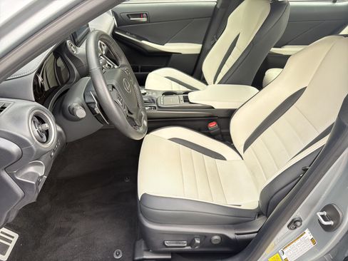 Used 2022 Lexus IS 350 F Sport w/ Accessory Package RWD image 11