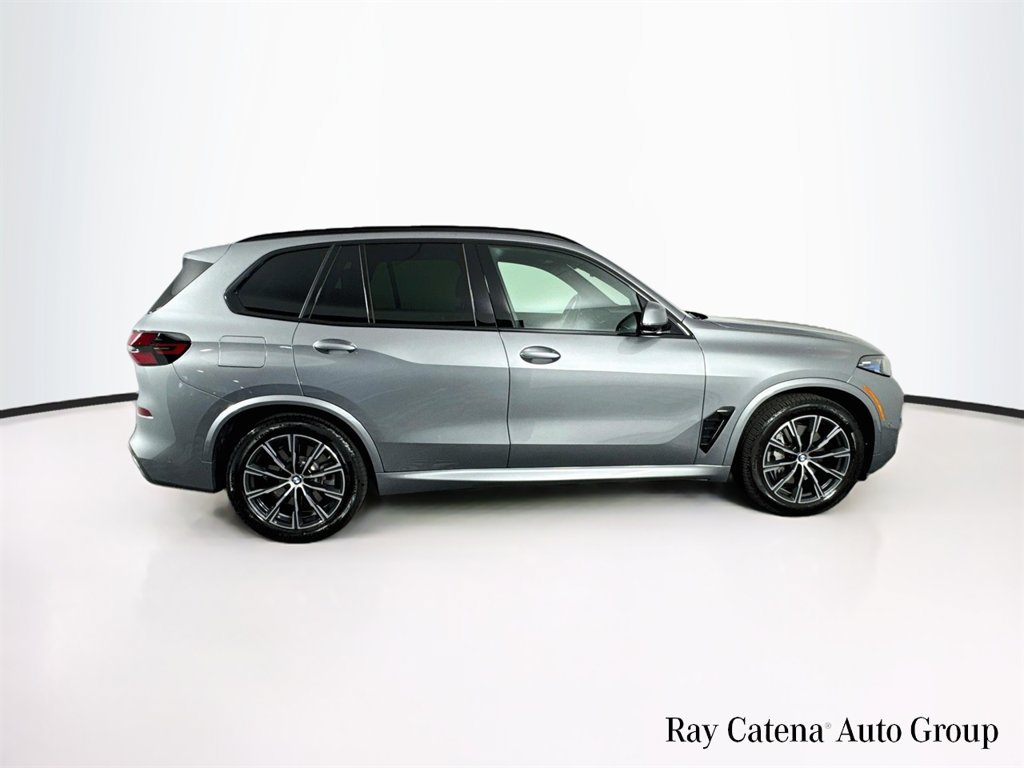Used 2026 BMW X5 xDrive50e w/ M Sport Package AWD/4WD image 8