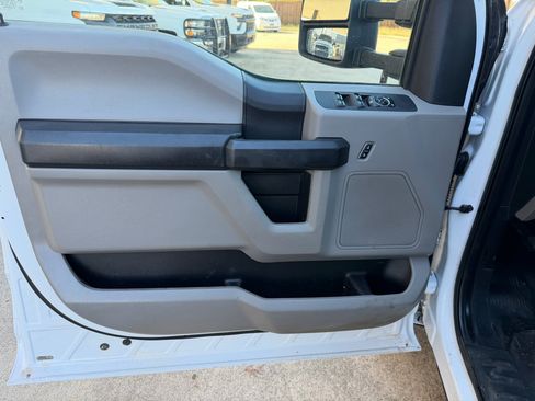 Used 2017 Ford F350 XL w/ Power Equipment Group image 51