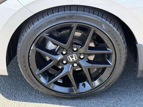 Certified 2024 Honda Civic Sport image 5