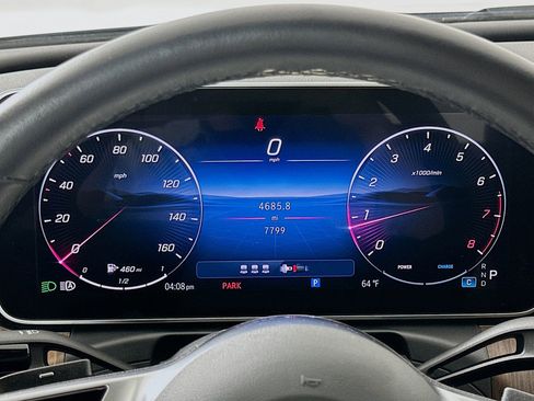 Used 2025 Mercedes-Benz C 300 Sedan image 13