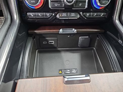 Used 2023 GMC Yukon XL Denali Ultimate w/ LPO, Floor Liner Package image 21