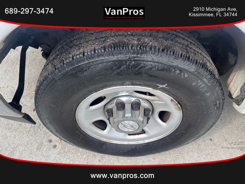 Used 2018 Chevrolet Express 3500 LT w/ LT Preferred Equipment Group image 18