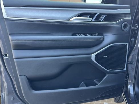 New 2026 Jeep Grand Wagoneer L Limited AWD/4WD image 16
