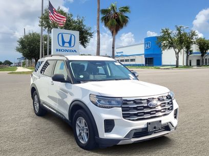 Used 2025 Ford Explorer Active