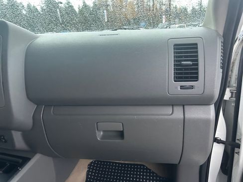 Used 2014 Nissan NV 3500 SL w/ Technology Package image 26