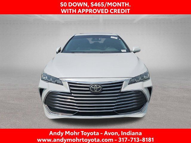 Used 2019 Toyota Avalon XLE w/ Moonroof Package FWD image 3