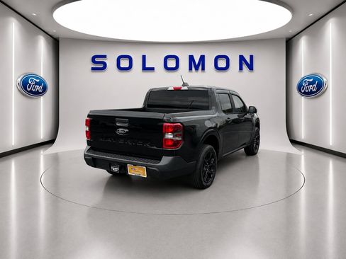 Certified 2025 Ford Maverick XLT w/ XLT Luxury Package AWD/4WD image 5
