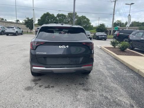 Used 2026 Kia Sportage LX FWD image 6