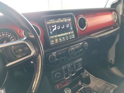 Used 2020 Jeep Wrangler Unlimited Rubicon AWD/4WD image 8