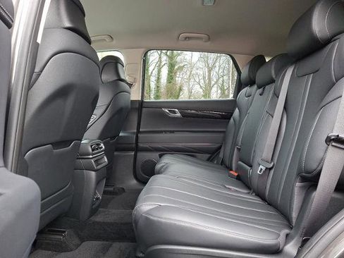 Used 2025 Genesis GV80 2.5T Standard image 10