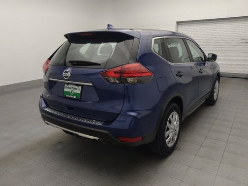 Used 2017 Nissan Rogue S FWD image 9