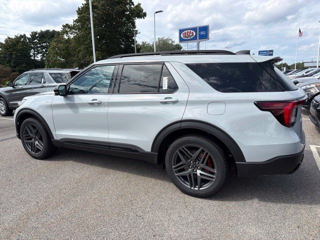 New 2027 Ford Explorer ST-Line w/ Premium Package AWD/4WD image 5