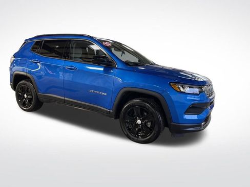 Used 2022 Jeep Compass Latitude w/ Convenience Group image 8