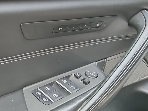 Used 2019 BMW M550i xDrive w/ Premium Package 2 AWD/4WD image 18