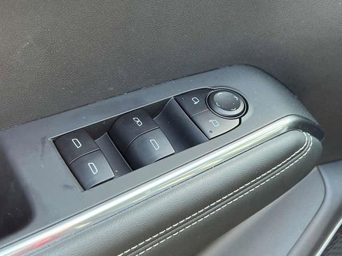 New 2025 GMC Acadia Elevation w/ Elevation Premium Package image 17