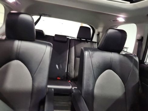 Used 2024 Toyota Grand Highlander XLE image 12
