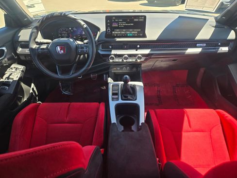 Used 2024 Honda Civic Type R image 17