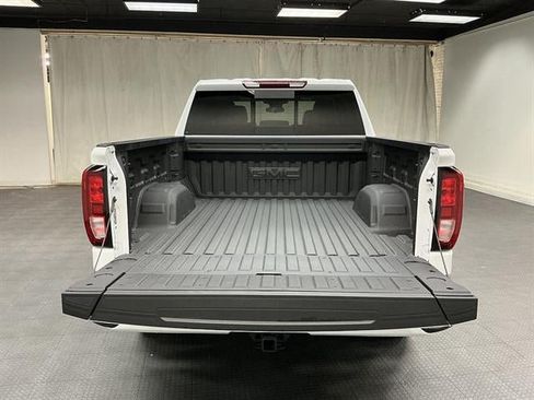 New 2026 GMC Sierra 1500 Elevation w/ Elevation Premium Package AWD/4WD image 12