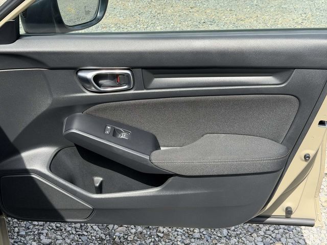 Used 2025 Honda Civic Sport image 10
