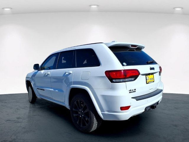Used 2021 Jeep Grand Cherokee Laredo X AWD/4WD image 10