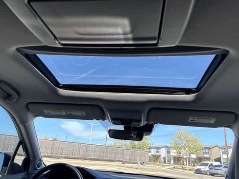 Used 2021 Honda Pilot Touring image 23