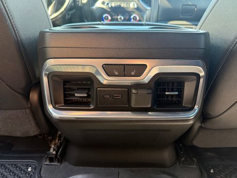 Used 2022 GMC Sierra 2500 AT4 w/ AT4 Premium Plus Package AWD/4WD image 35