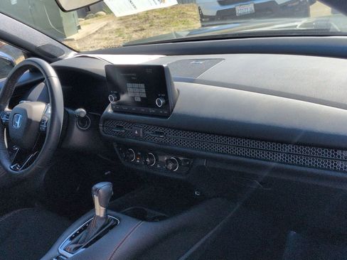 Certified 2023 Honda HR-V Sport image 31