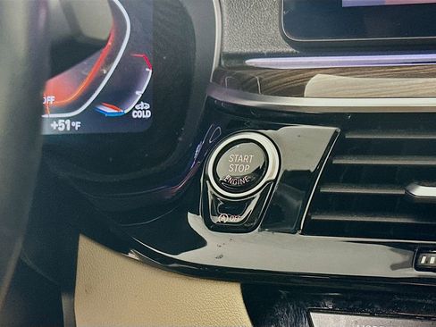 Used 2021 BMW 530i xDrive w/ Convenience Package image 19