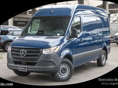 New 2025 Mercedes-Benz eSprinter 144 Cargo