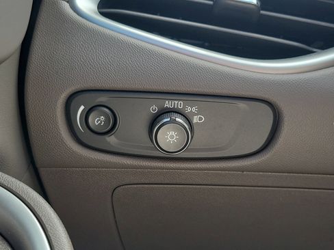 Used 2023 Chevrolet Malibu LS image 27