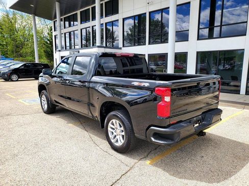 Used 2023 Chevrolet Silverado 1500 LT AWD/4WD image 7