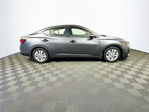 Used 2025 Nissan Sentra S FWD image 9